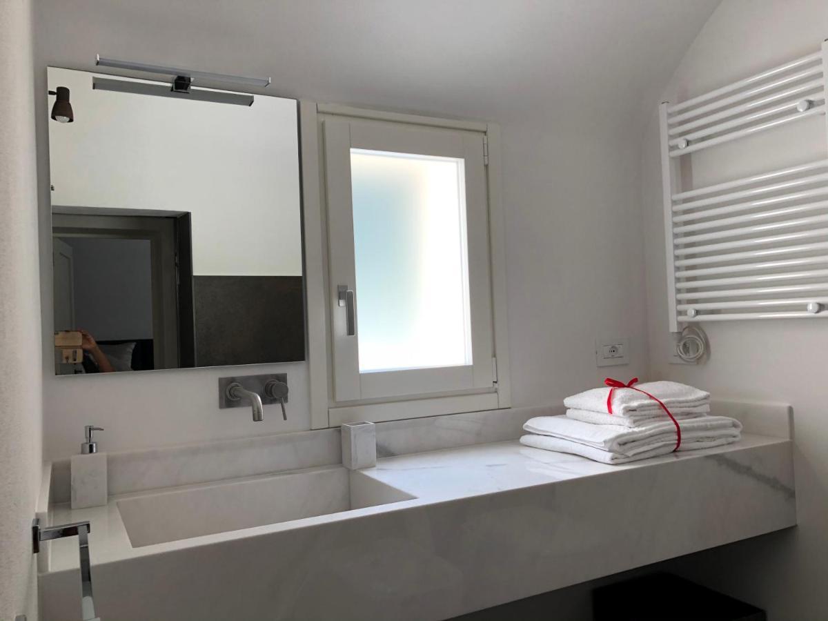 Carlo V - Con Piscina E Giardino Privati Apartman Lecce Kültér fotó