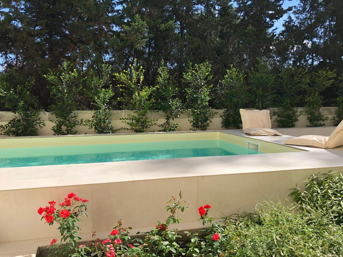 Carlo V - Con Piscina E Giardino Privati Apartman Lecce Kültér fotó