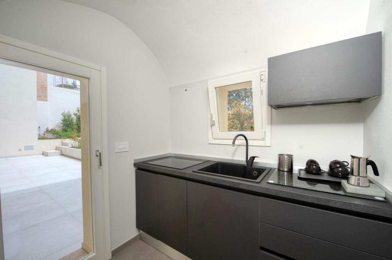 Carlo V - Con Piscina E Giardino Privati Apartman Lecce Kültér fotó