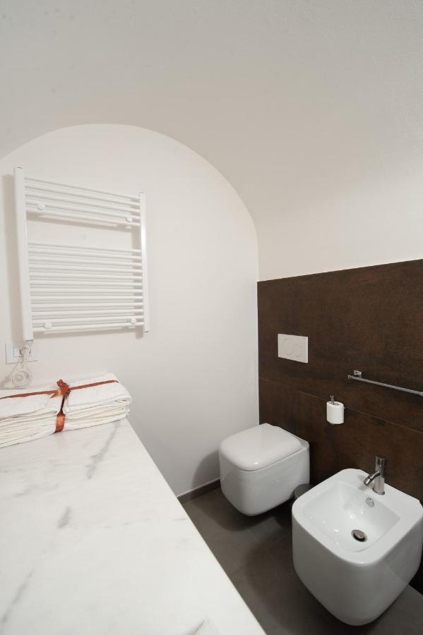 Carlo V - Con Piscina E Giardino Privati Apartman Lecce Kültér fotó