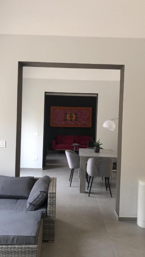 Carlo V - Con Piscina E Giardino Privati Apartman Lecce Kültér fotó