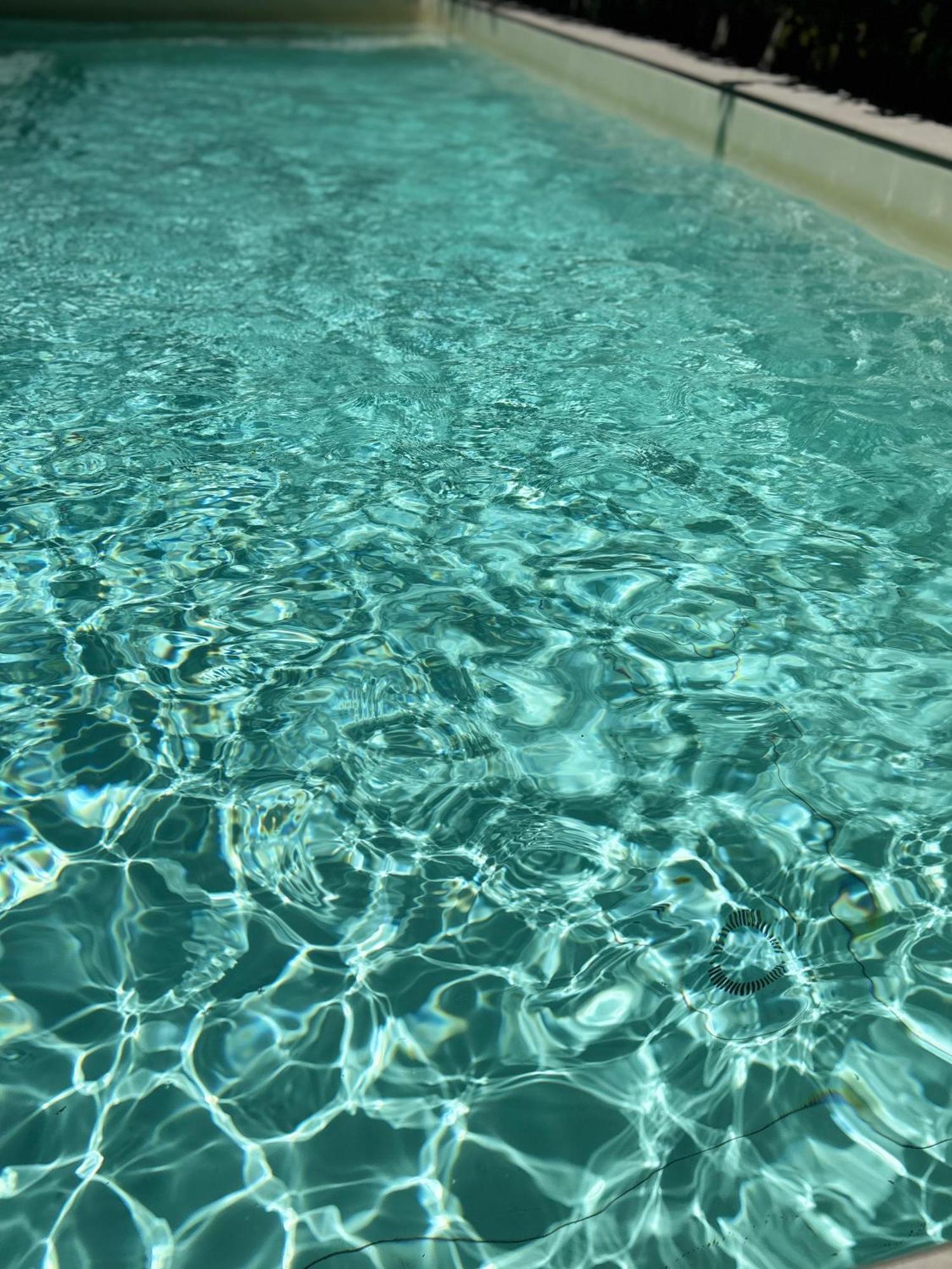 Carlo V - Con Piscina E Giardino Privati Apartman Lecce Kültér fotó